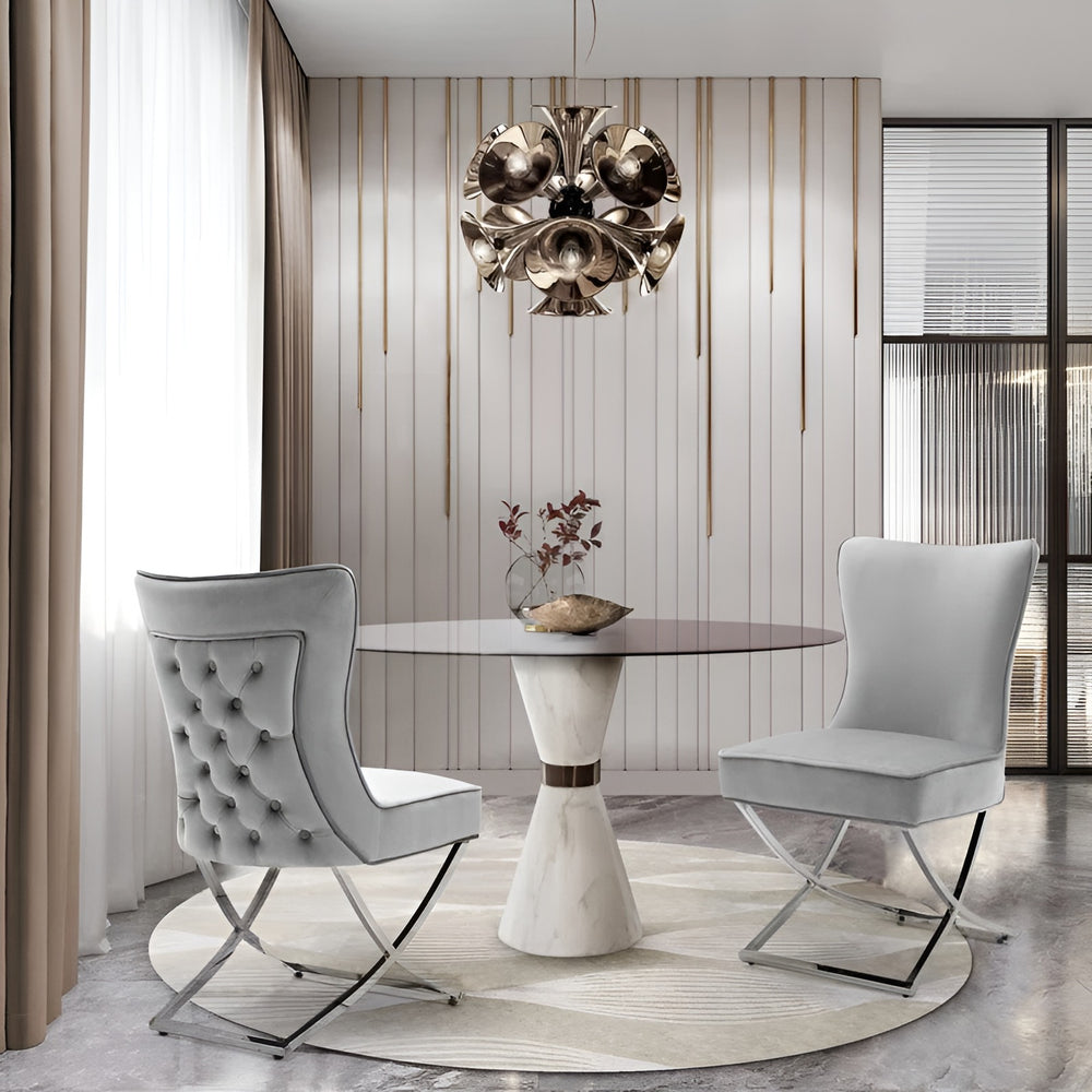 DecorMama Tufted Velvet Dining Chair – room setting