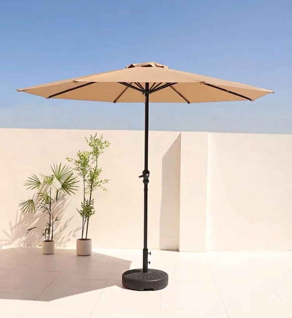 DecorMama Outdoor Garden Patio Umbrella with Weighted Base – room setting