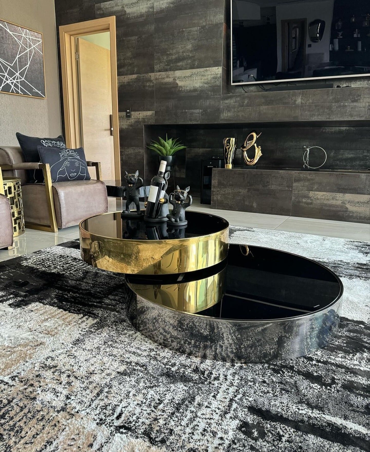 Luxury Rotating Coffee Table