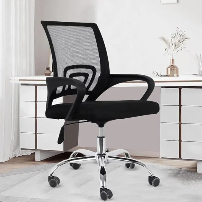 DecorMama Leo Swivel Office Chair