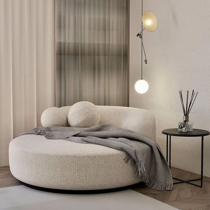 DecorMama Lyann occassioal chair