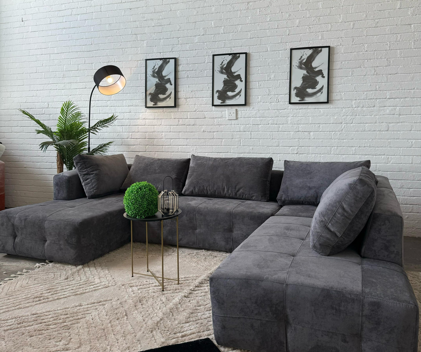 DecorMama Aura Couch