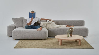 DecorMama Bowy Couch